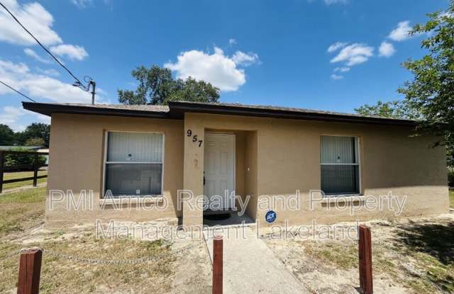 957 Schoolhouse Rd photos photos
