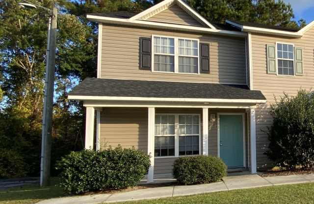 368 Hunting Green Drive - 368 Hunting Green Drive, Half Moon, NC 28546