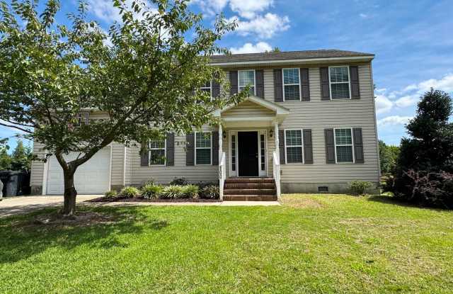 PUNGO privacy with room to breathe! 4 Bdrm home on 1/2 acre lot in Creeds/Pungo...Available 10/1 photos photos