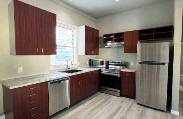 Move In Ready!! NEWLY RENOVATED 3 BED 2 BATH HOME photos photos