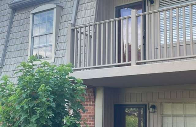 Perfect One Bedroom by Silas Creek photos photos