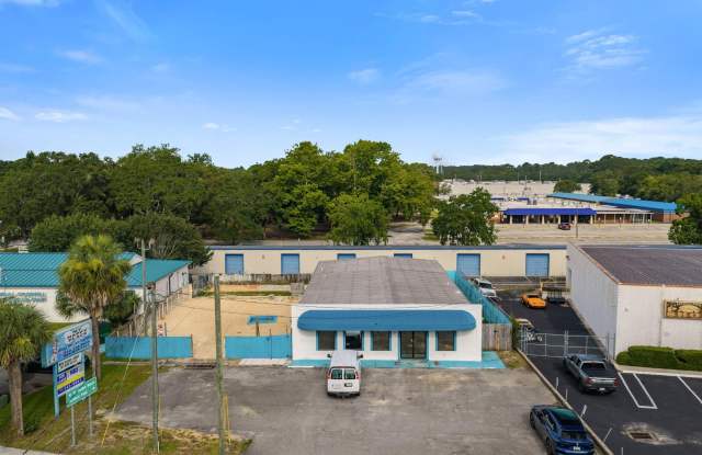 90 Mary Esther Boulevard photos photos