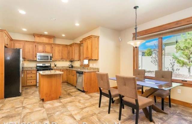 6247 Gray Hawk Way Gallery 3