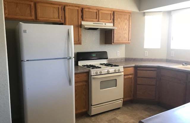 4 Bed/2 bath in MOUNTAIN VIEW ! Gallery 4