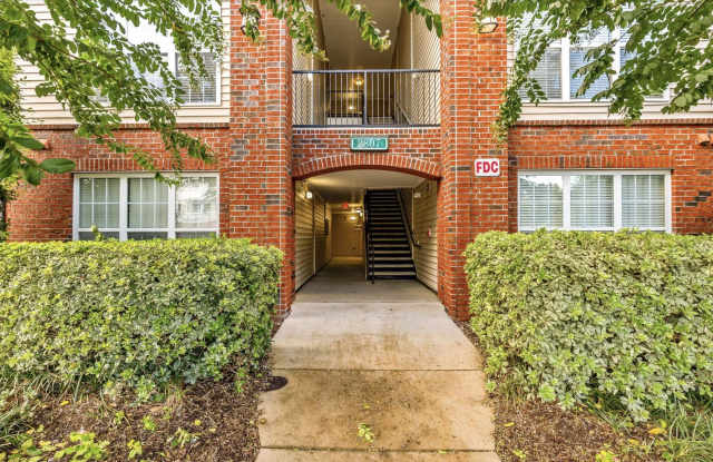 2807 Bloomfield Lane photos photos