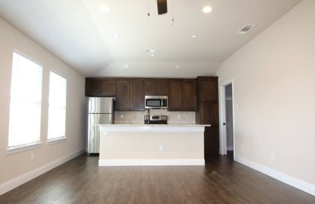 1328 White Sand Drive - 1328 White Sand Drive, Pelican Bay, TX 76020