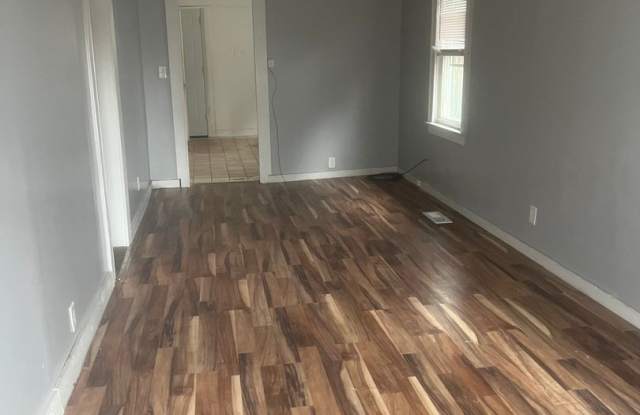 2 bedroom/ 1 bathroom Detroit's Westside Home photos photos