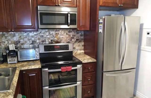 7500 Parkway Drive - 7500 Parkway Drive, La Mesa, CA 91942