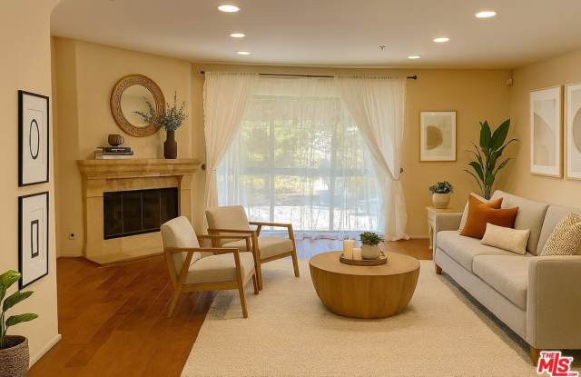 4301 Los Feliz Blvd photos photos