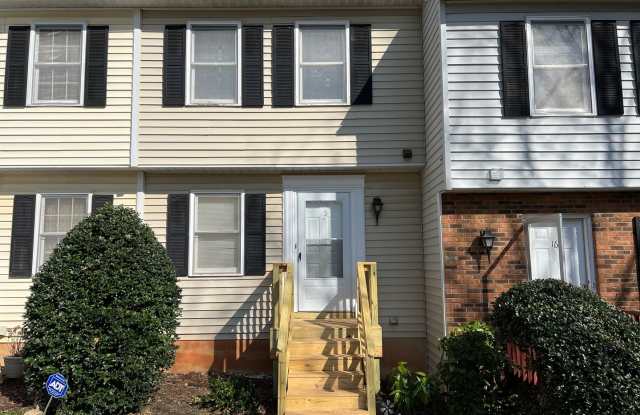 3 Bedroom Townhouse Near Downtown Durham photos photos