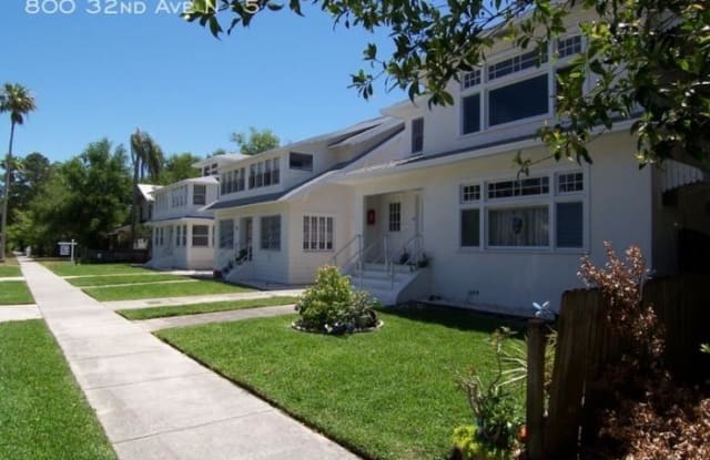 800 32nd Ave N - 800 32nd Avenue North, St. Petersburg, FL 33704
