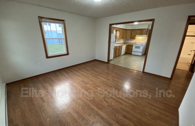 120 W Marshall St photos photos