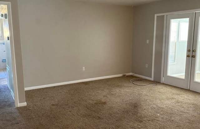 1516 Phyllis Drive Gallery 3