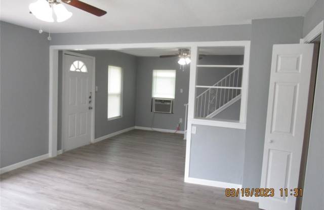 3240 Delaware Trail Gallery 3