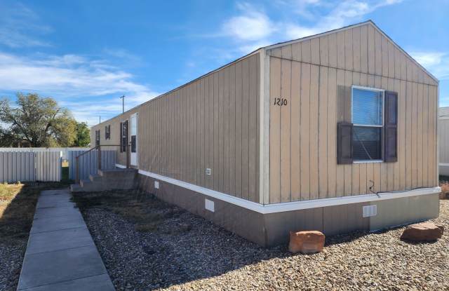1210 N Avenue K - 1210 North Avenue K, Portales, NM 88130