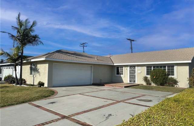 14332 Thunderbird Circle photos photos
