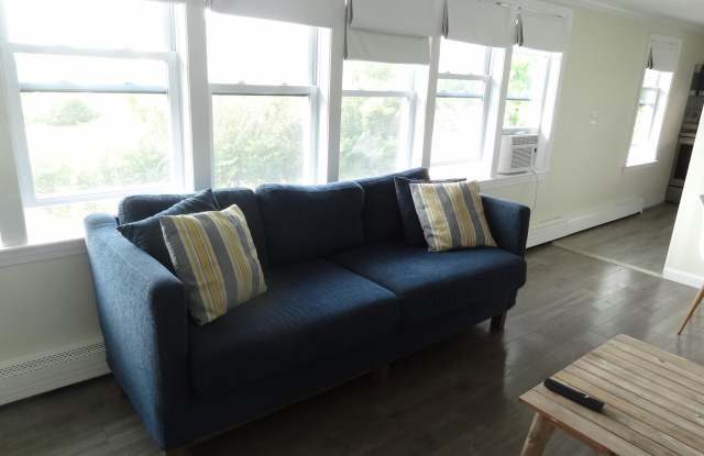 155 Bayview Street Gallery 3