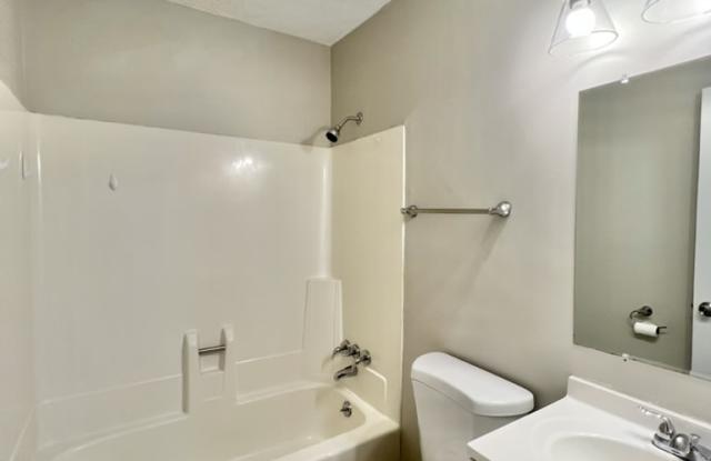 1362 Dix Drive - A Gallery 2