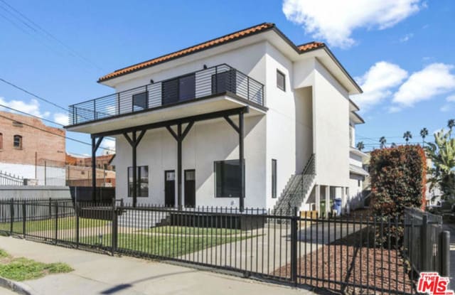 1908 South PALM GROVE Avenue - 1908 South Palm Grove Avenue, Los Angeles, CA 90016