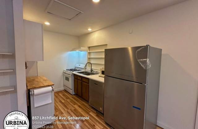 Sebastopol Serenity: Downtown Convenience Meets Single-Level Comfort in this 3BR Home with Outdoor Oasis! photos photos