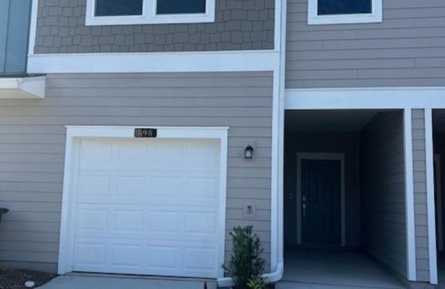 Newer Townhome - Tara West End photos photos