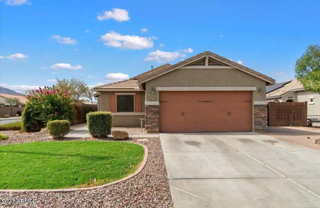 2039 E SADDLEBROOK Road - 2039 East Saddlebrook Road, Gilbert, AZ 85298