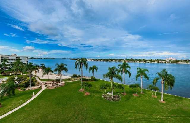 6001 BAHIA DEL MAR Circle Gallery 4