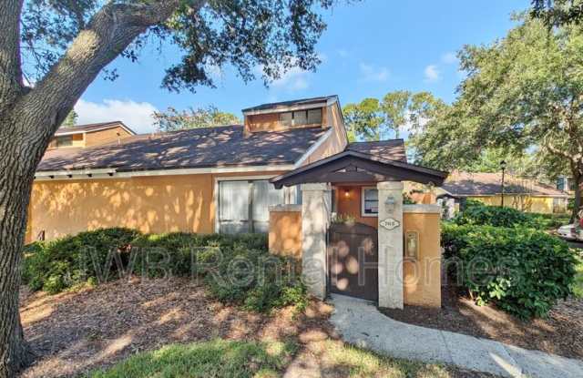 763 Driftwood Cir photos photos