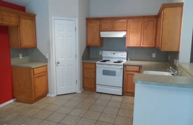605 Hedgewood Dr Gallery 2