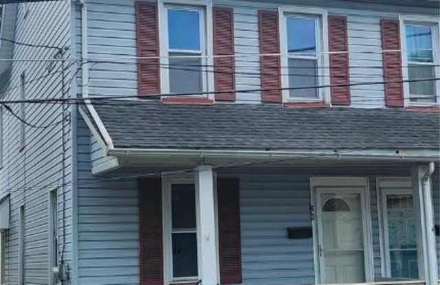 28 E Walnut Street photos photos