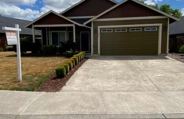 !!Ready for Move in!! PLUS $250 off FIRST MONTH when you move-in by 11/30/2025 - 1801 Northeast 16th Street, Battle Ground, WA 98604