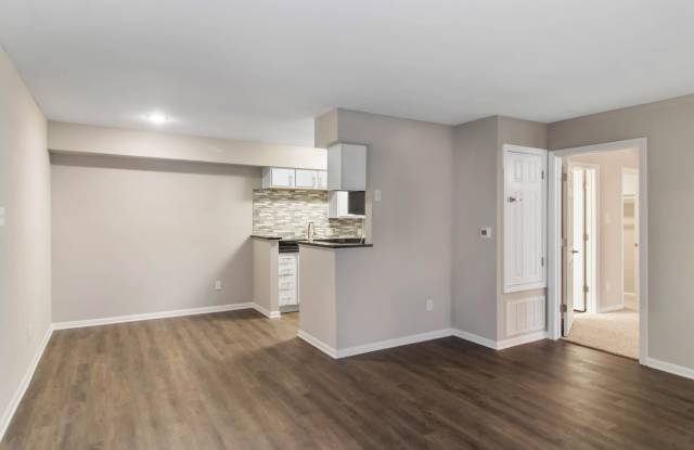 Sage Hollow Apartments Gallery 4