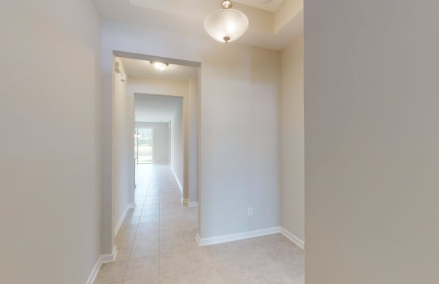 30 PINE BEACH DR Gallery 2