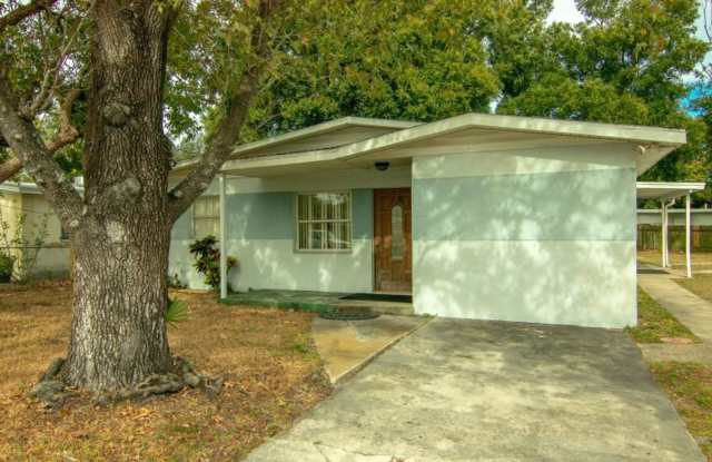 4 Bedroom House for Lease in Mid-Town Tampa Gallery 1