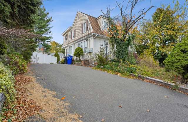 19 Emerson Street - 19 Emerson Street, Norwalk, CT 06855