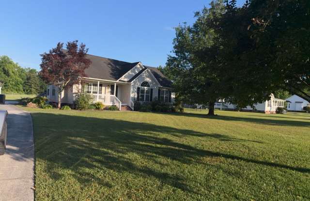 Justice Rd Avail for Rent! photos photos