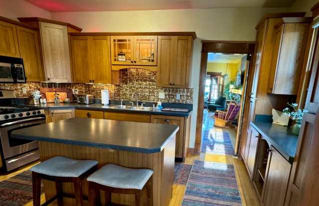 Timeless Elegance with Old-World Charm – A Home That Takes You Back in Time Gallery 1