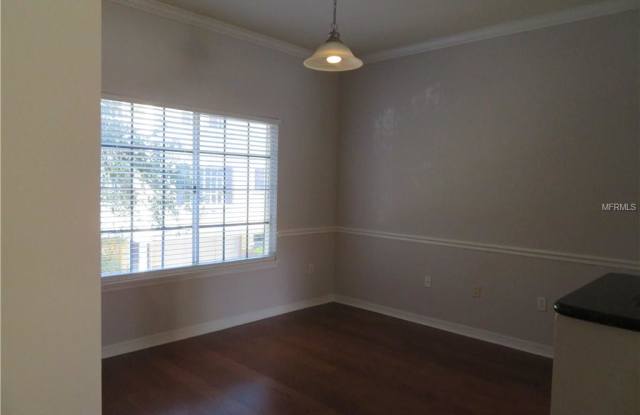 5218 BEACH BREEZE COURT Gallery 4