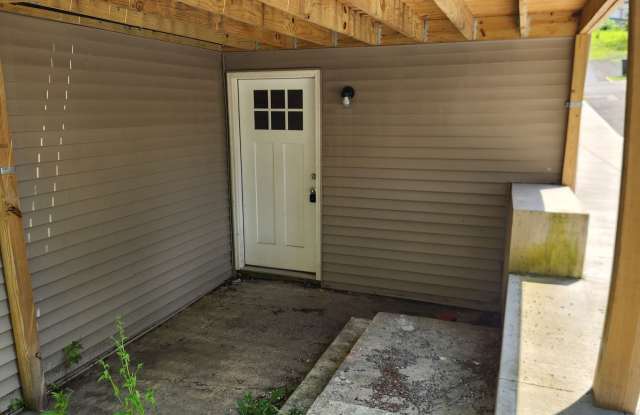 1157 W Pine st photos photos