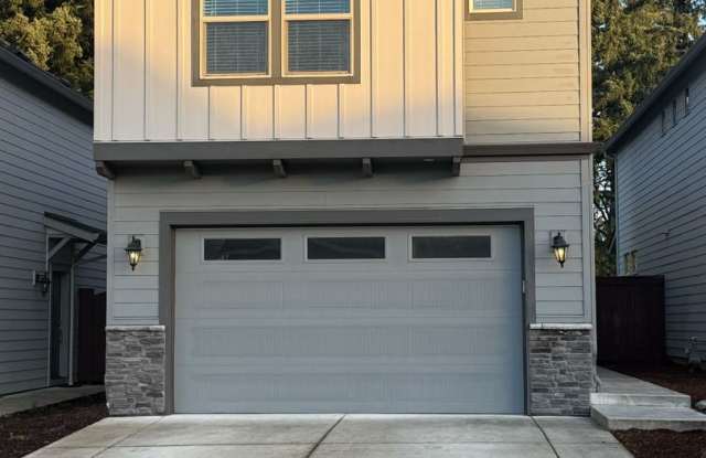 Beautiful 3Bd/2.5Ba Salmon Creek Home! photos photos