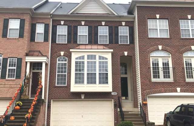 1140 KEOKUK TERRACE NE Gallery 2