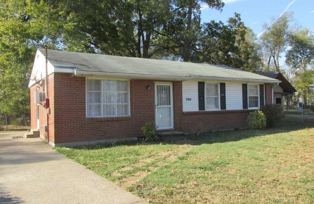 3 Bedroom 1 Bath Pet Friendly Home For Rent! - 304 Walker Street, Clarksville, TN 37042