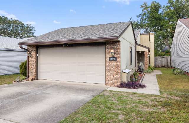 206 Cedar Ridge Way - 206 Cedar Ridge Way, Niceville, FL 32578