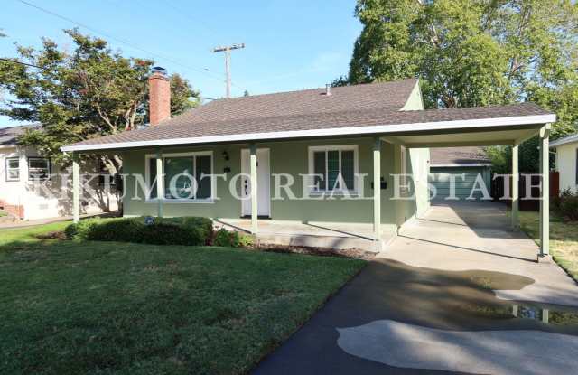 2 bedrooms, 1 bath, Large 2 car garage & carport photos photos 2 bedrooms, 1 bath, Large 2 car garage & carport photos photos