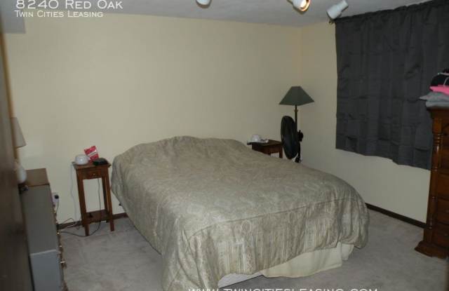 8240 Red Oak Drive Gallery 4