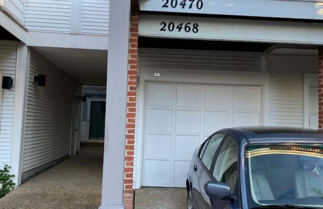 20468 COOL FERN SQUARE Gallery 3