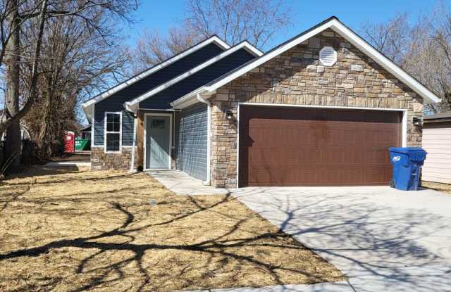 3 bedroom, 2 bath house in Webb City! photos photos 3 bedroom, 2 bath house in Webb City! photos photos