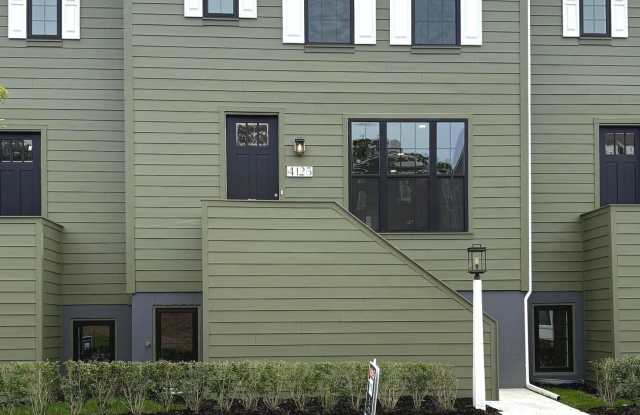 4125 RIDGEVIEW Avenue photos photos 4125 RIDGEVIEW Avenue photos photos
