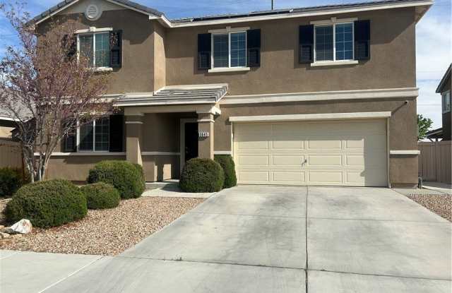3645 Emerald Lane - 3645 Emerald Lane, Lancaster, CA 93535