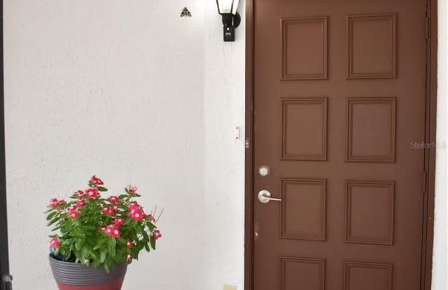 1702 AURA Court Gallery 3
